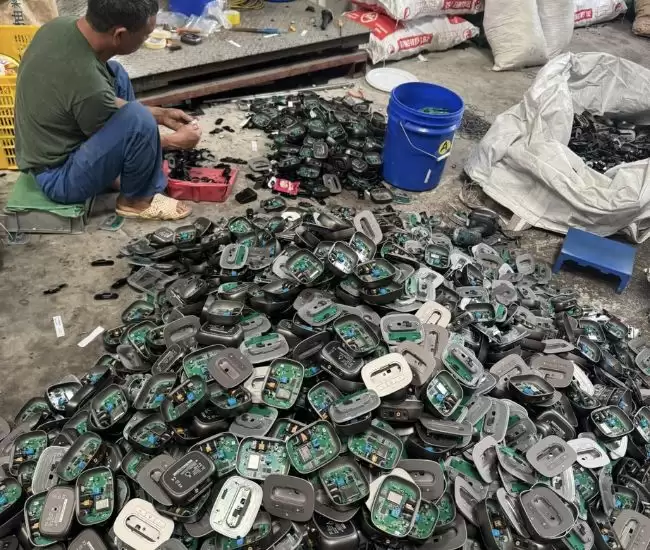 전자 부품 스크랩